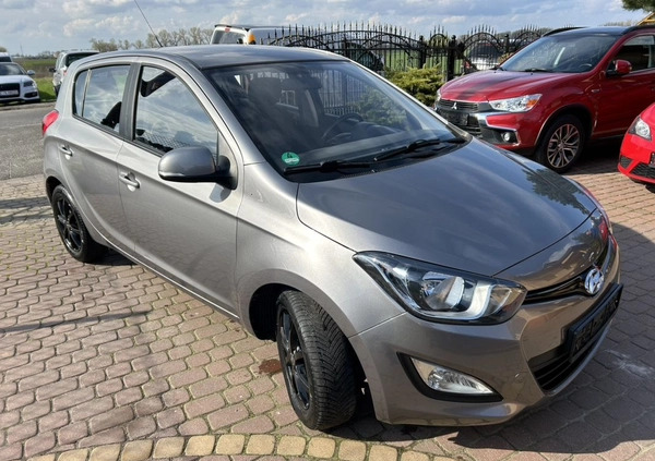 Hyundai i20 cena 24900 przebieg: 71093, rok produkcji 2013 z Bojanowo małe 154